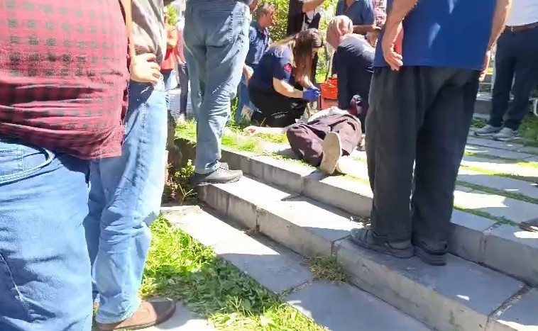 KALP KRİZİ GEÇİREN VATANDAŞI KURTARMAK İÇİN EKİPLER SEFERBER OLDU